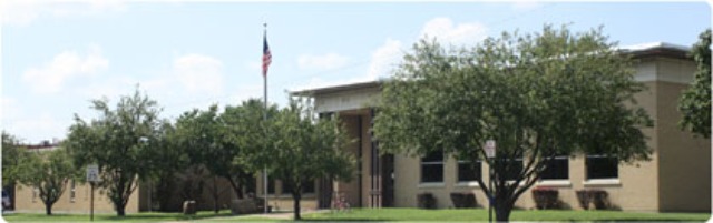 Iola Free Public Library