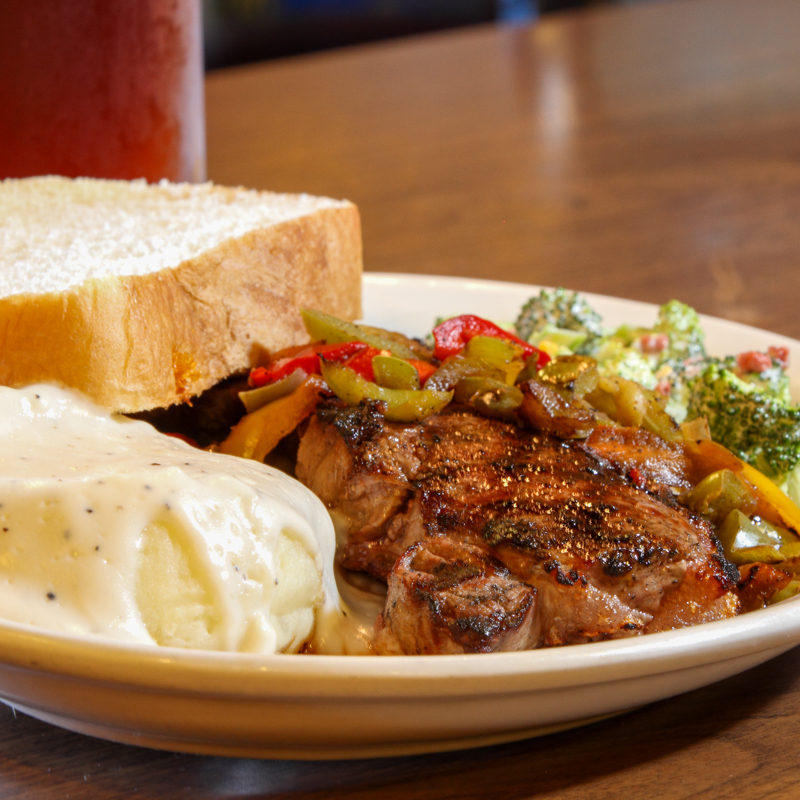 Trapper's Bar & Grill