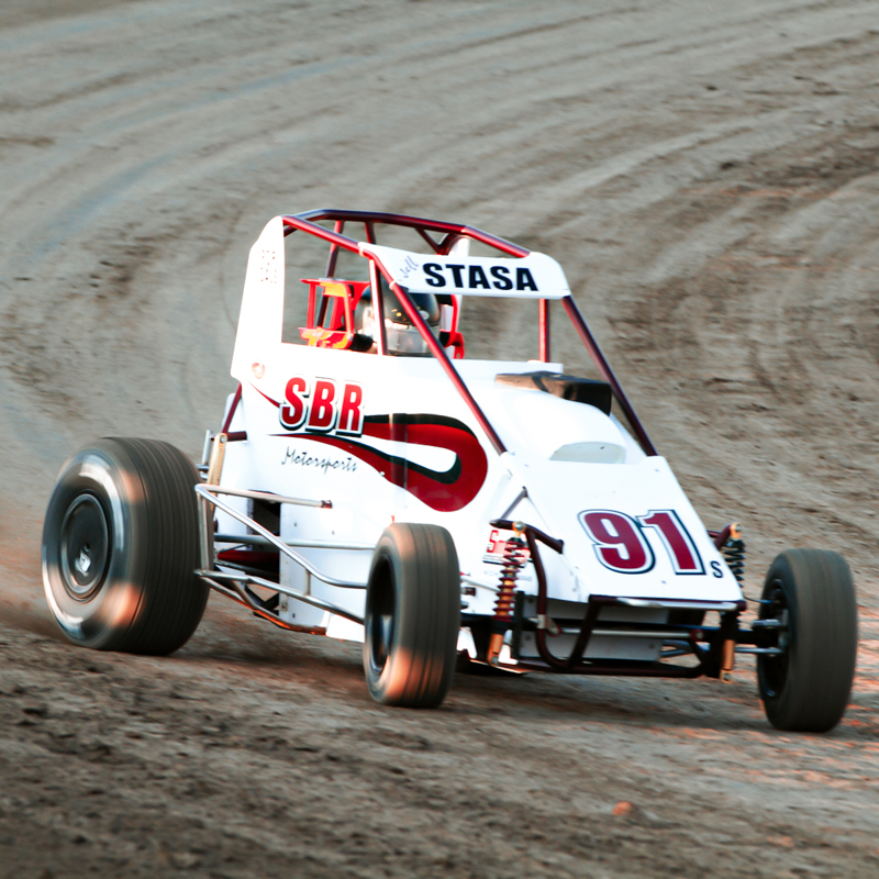 Racing on a dirt track, Belleville