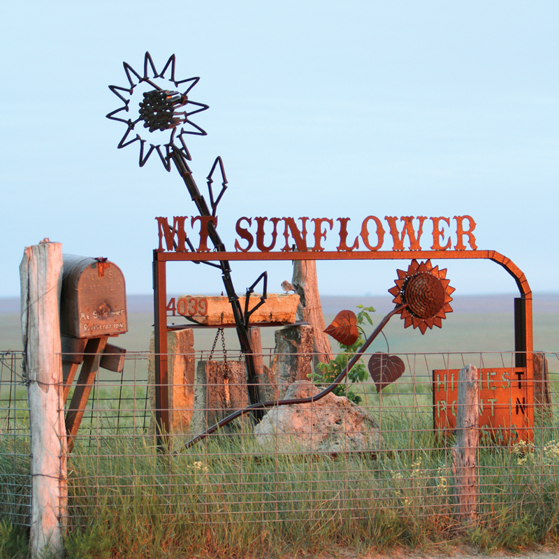 Mount Sunflower, Wallace County